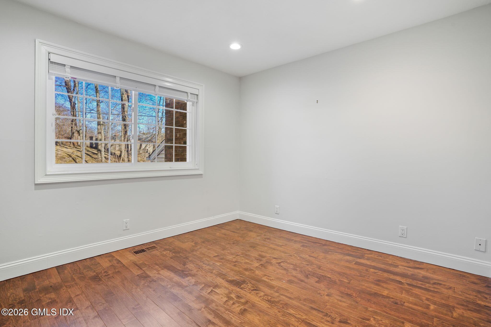 24 Decatur Street, Unit 2 Cos Cob, CT 06807 - Photo 18 of 25 23-web-or-mls-24-decatur-st-unit-2