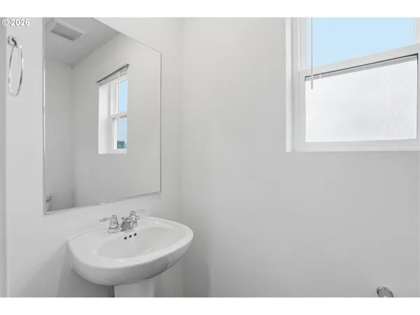 $368,900 | 1327 Nolan Avenue Southeast, Albany, OR 97322