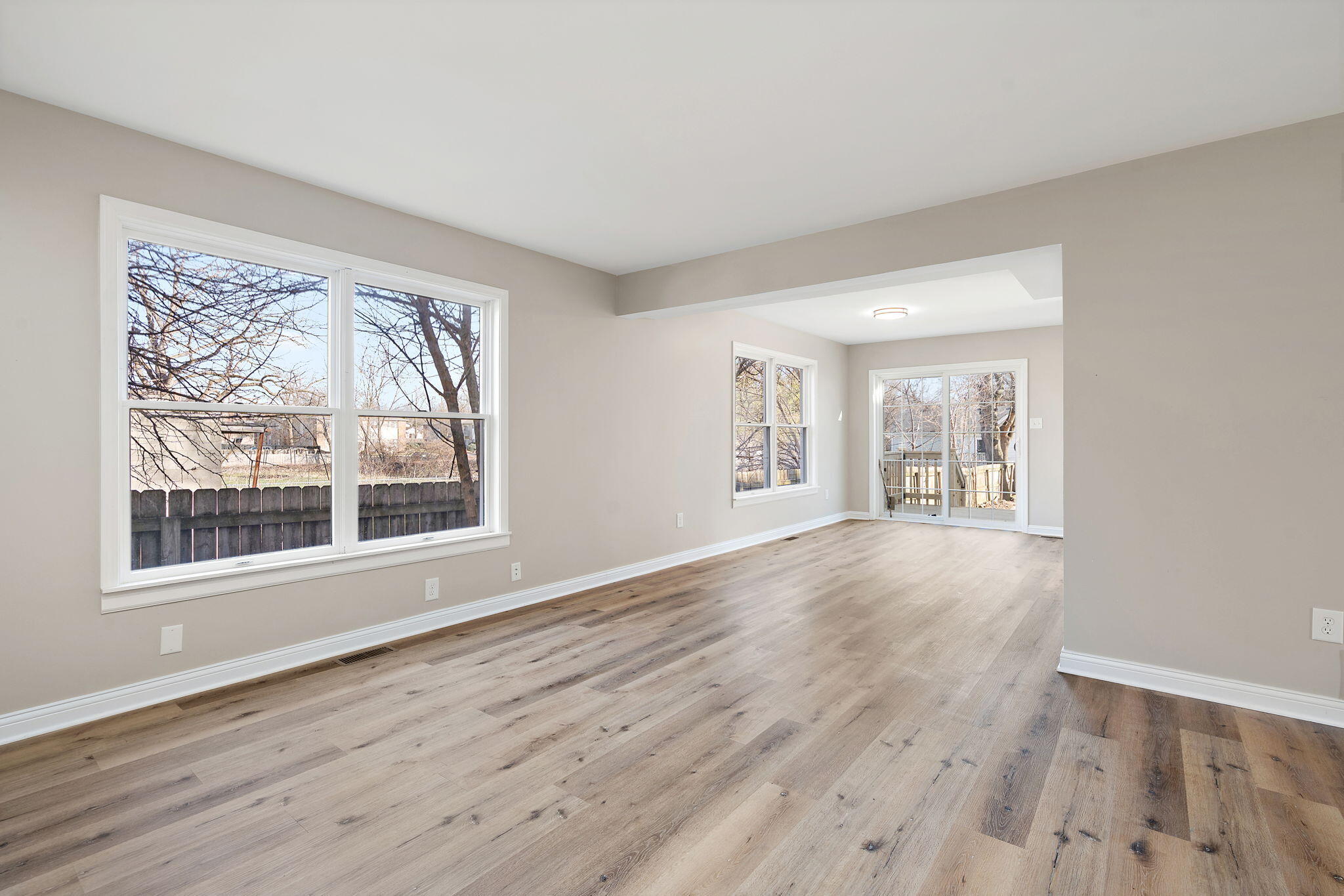 314 Hoffman Court Crown Point, IN 46307 - Photo 14 of 42 2048x1365