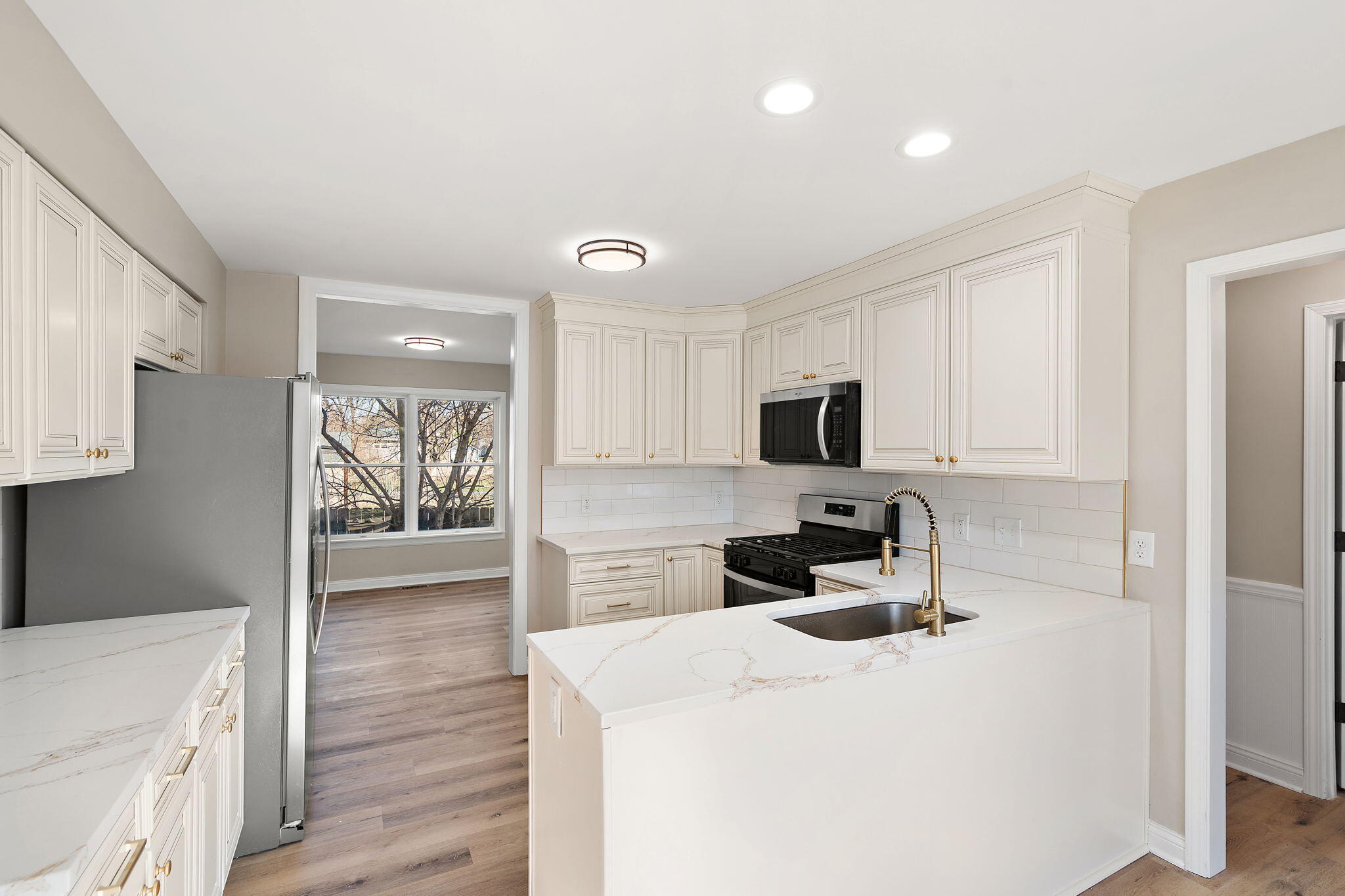 314 Hoffman Court Crown Point, IN 46307 - Photo 18 of 42 2048x1365