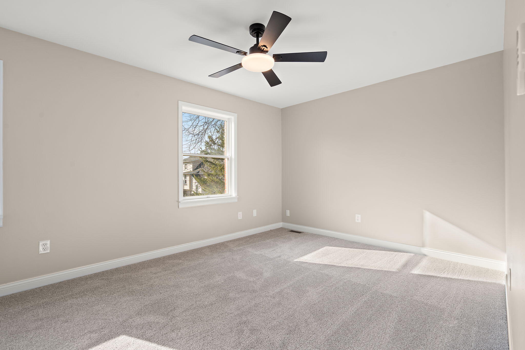 314 Hoffman Court Crown Point, IN 46307 - Photo 29 of 42 2048x1365