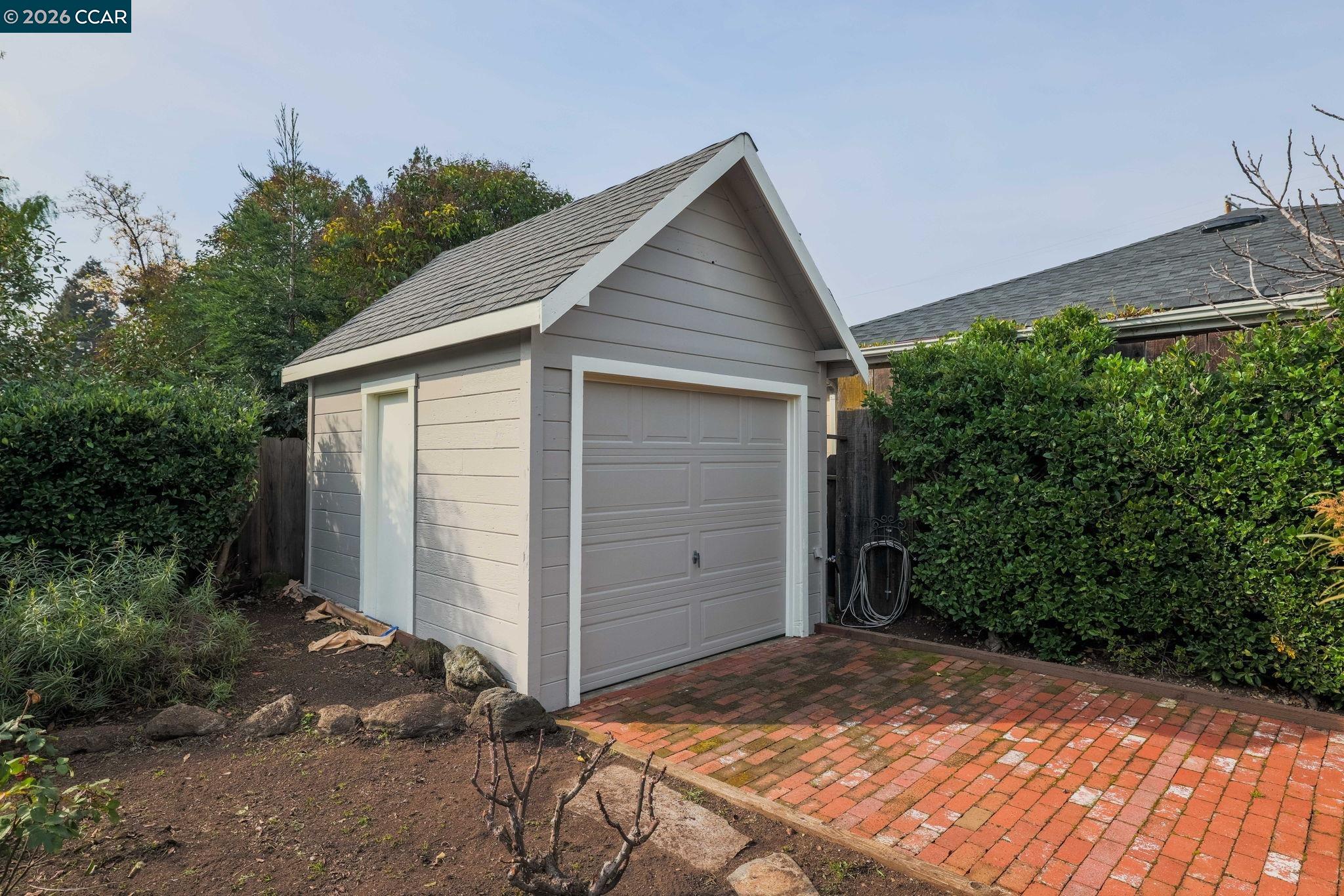 1449 Cape Cod Way Concord, CA 94521 - Photo 28 of 30