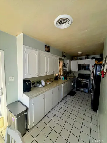 $565,000 | 9778 Sharon Avenue, Riverside, CA 92503