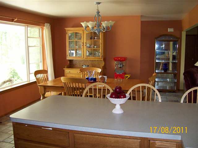 5022 Springborn Road East China, MI 48054 - Photo 8 of 8 31069430-7.JPG