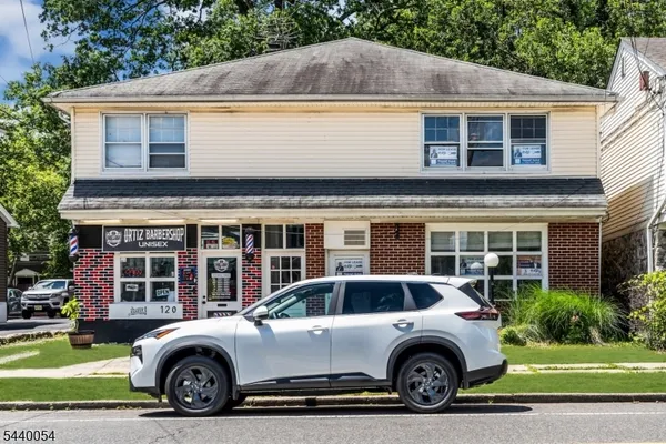 $2,900 | 120 Main Street, Unit A, South Bound Brook, NJ 08880