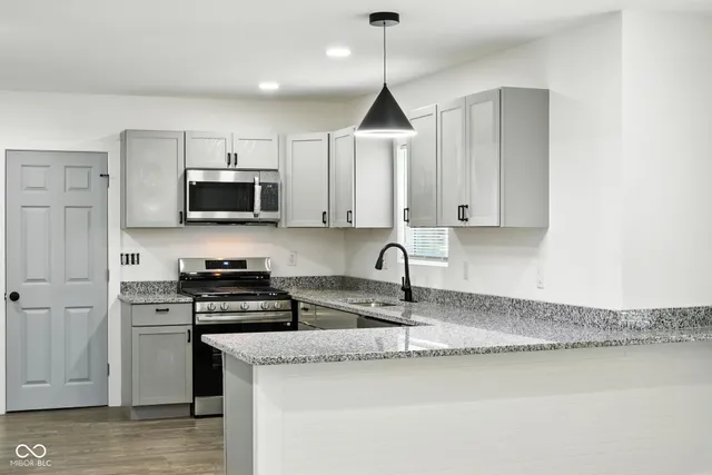 $291,999 | 2000 North Dexter Street, Indianapolis, IN 46202