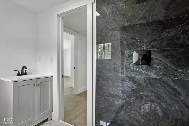 $291,999 | 2000 North Dexter Street, Indianapolis, IN 46202