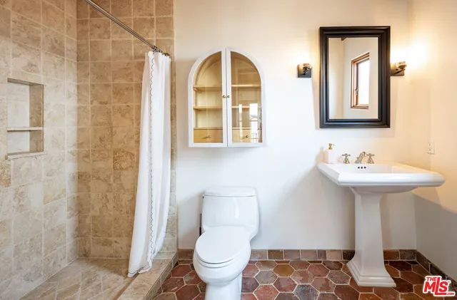 $6,262,000 | 791 Nyes Place, Laguna Beach, CA 92651