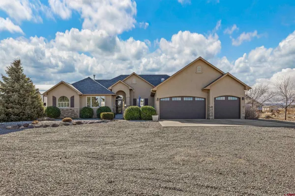 $819,000 | 9838 5650th Road, Olathe, CO 81425