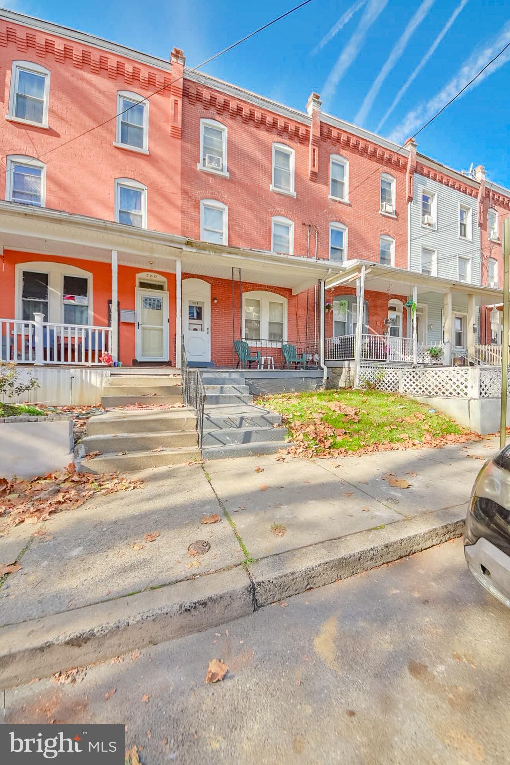 758 South Lime Street Lancaster, PA 17602 - Photo 21 of 28 a front view of a building