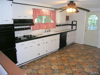 3825 Fee Fee Road Bridgeton, MO 63044 - Photo 5 of 13 Gallery Image 5
