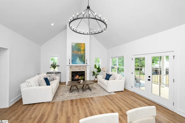 $599,335 | 710 North Main Street, Greer, SC 29651