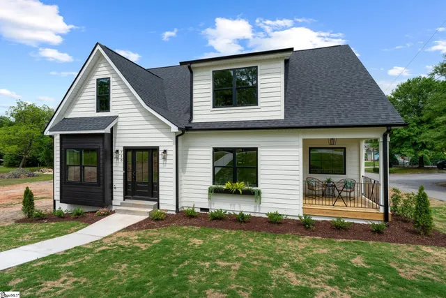 $599,335 | 710 North Main Street, Greer, SC 29651