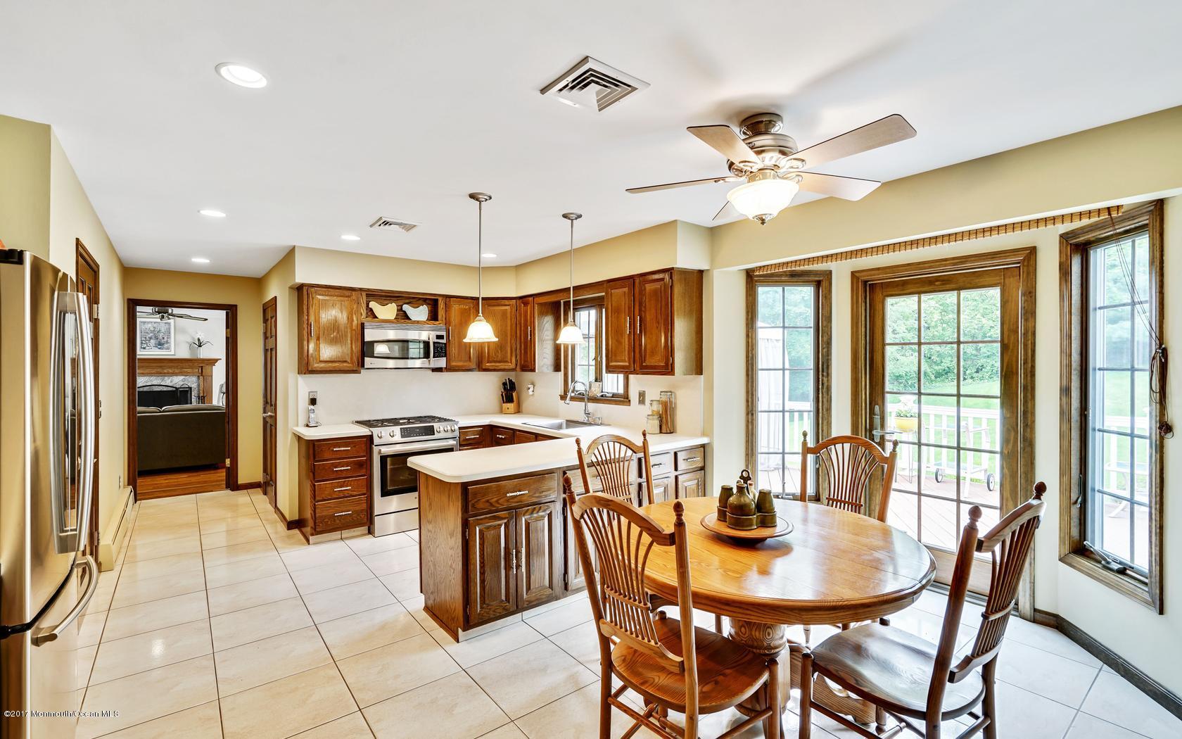 71 Hunt Road Freehold, NJ 07728 - Photo 11 of 34 13