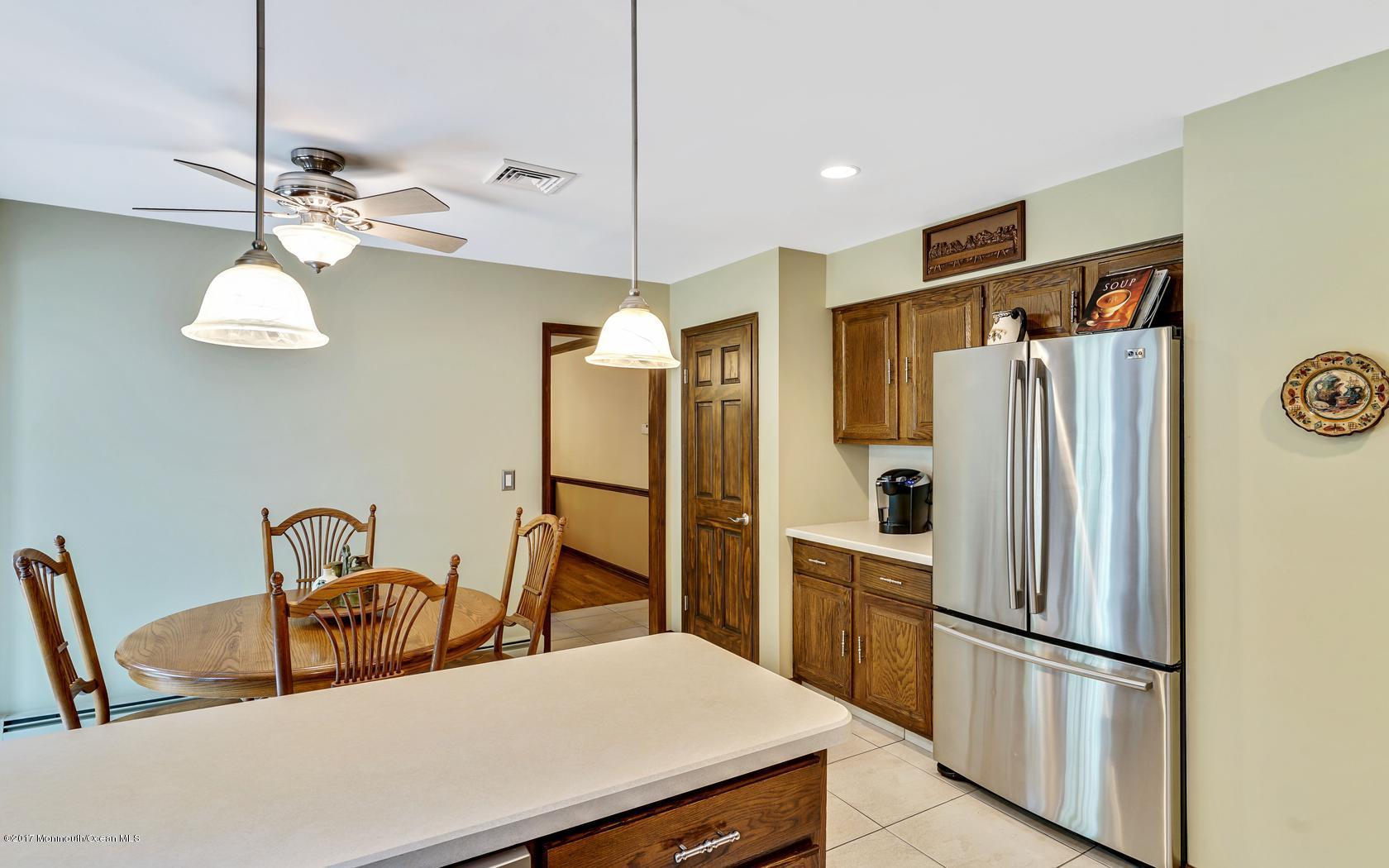 71 Hunt Road Freehold, NJ 07728 - Photo 15 of 34 18