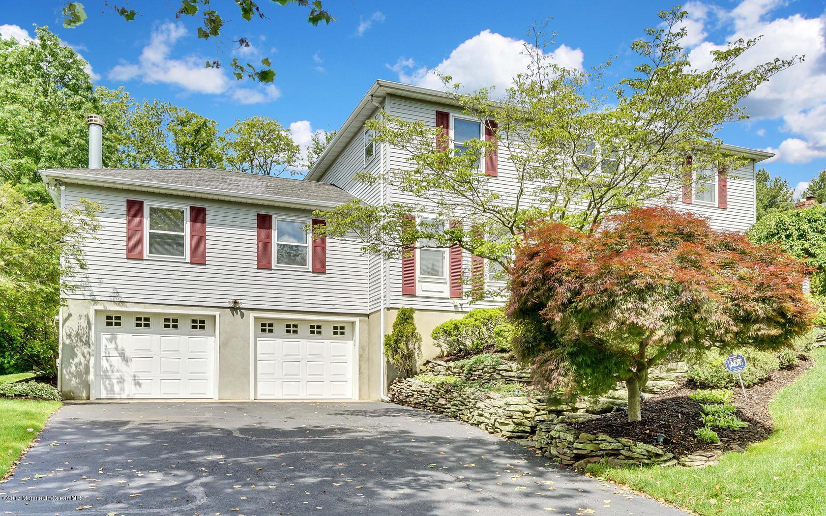 71 Hunt Road Freehold, NJ 07728 - Photo 2 of 34 2