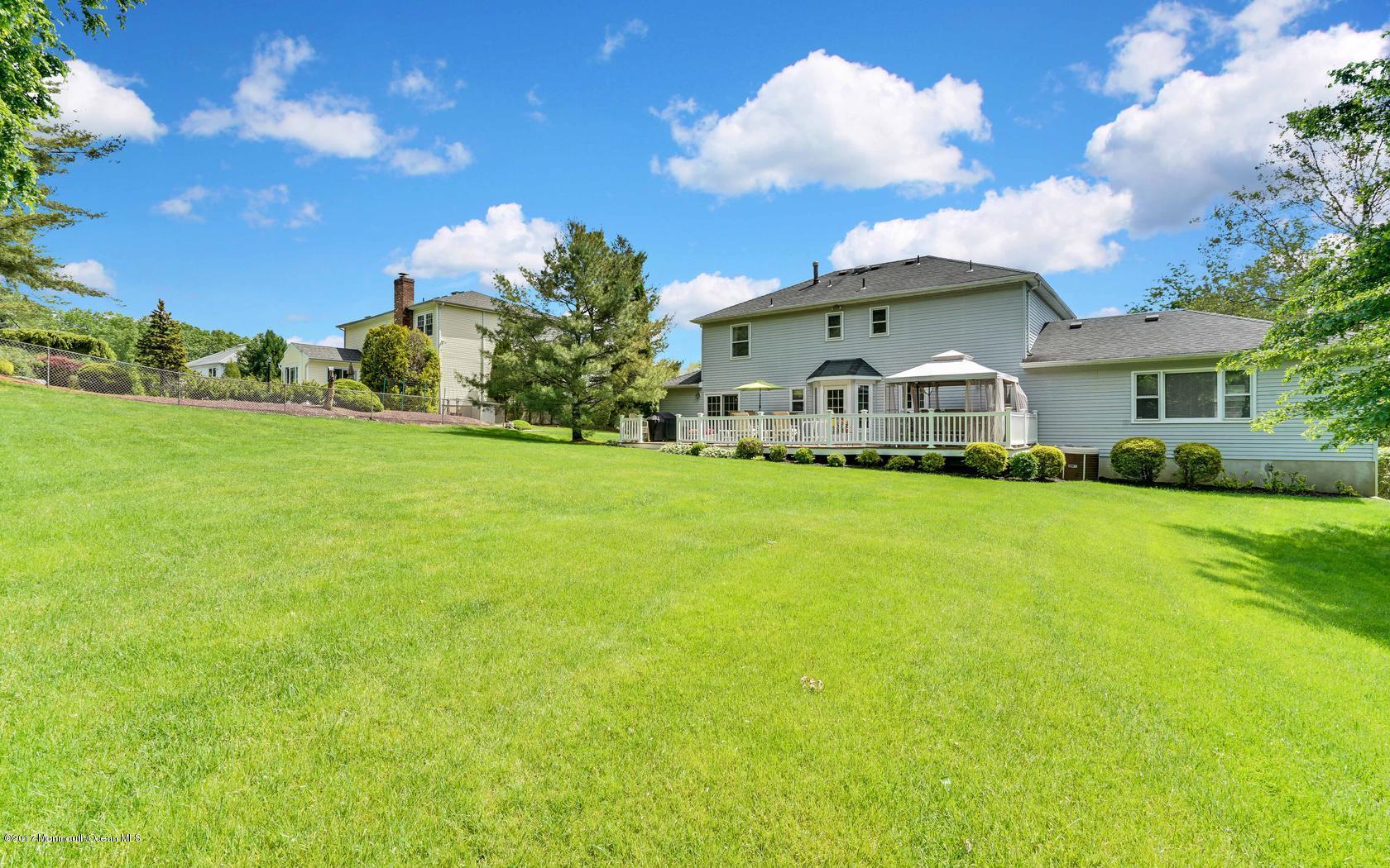 71 Hunt Road Freehold, NJ 07728 - Photo 32 of 34 36