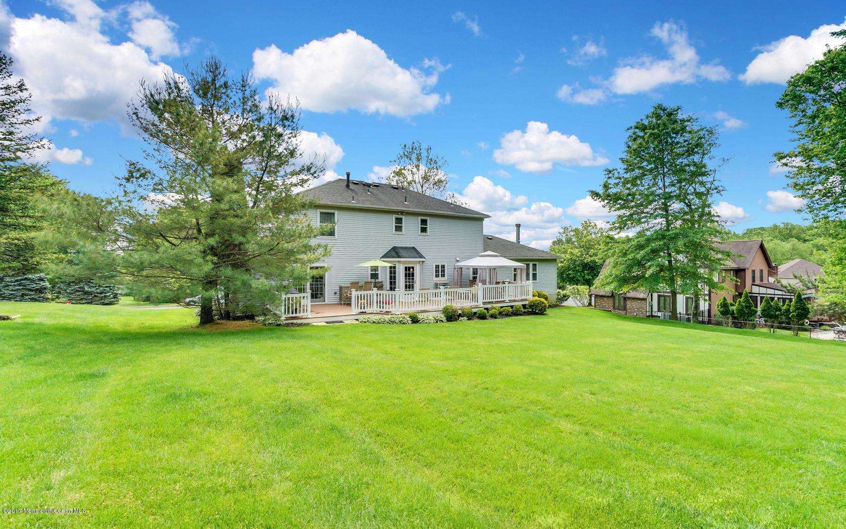 71 Hunt Road Freehold, NJ 07728 - Photo 34 of 34 38