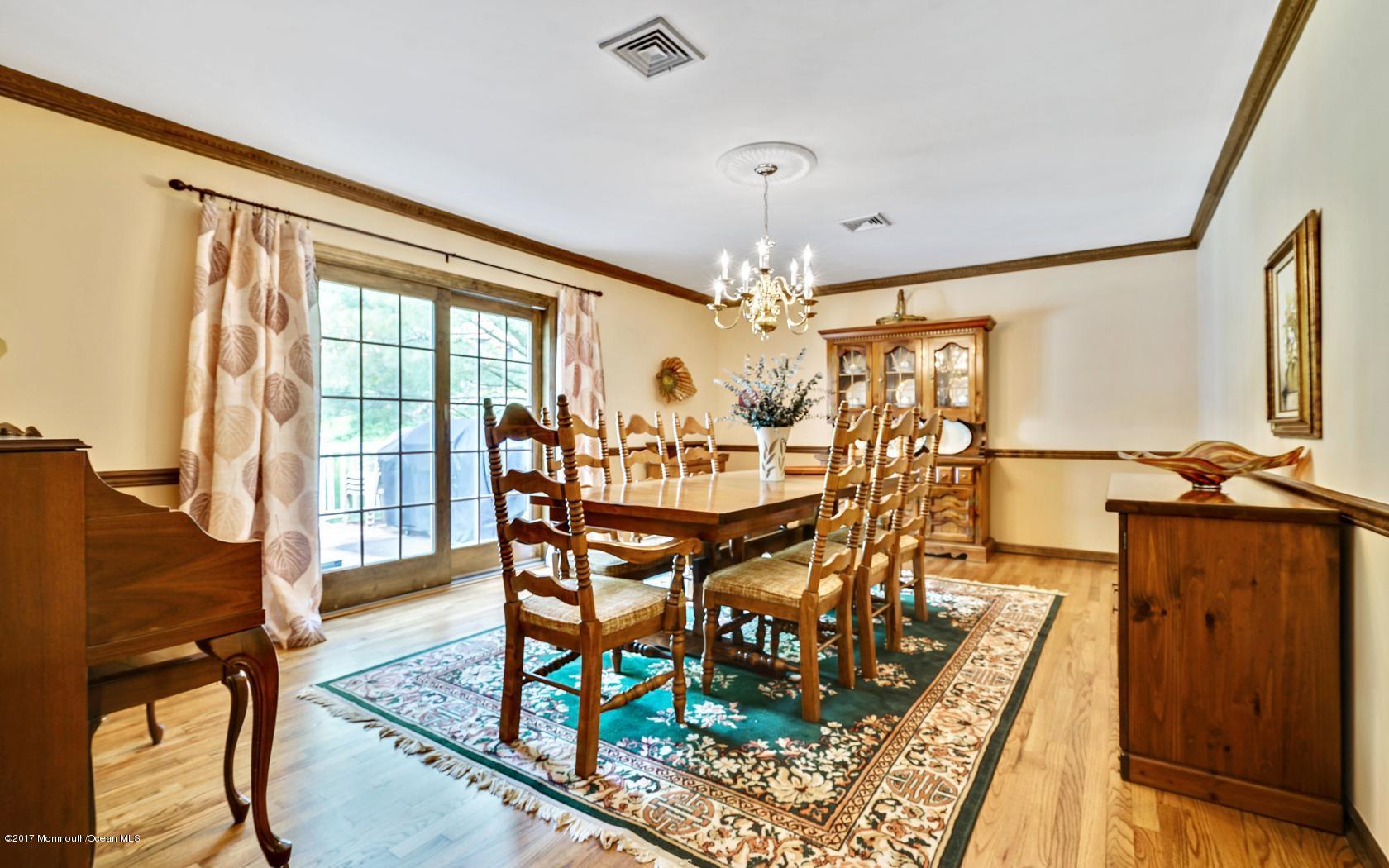 71 Hunt Road Freehold, NJ 07728 - Photo 9 of 34 10