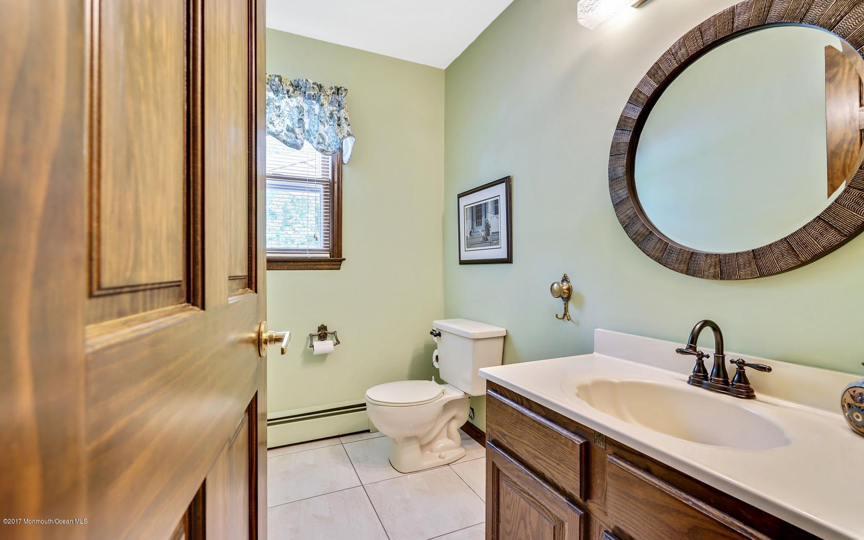 71 Hunt Road Freehold, NJ 07728 - Photo 10 of 34 12