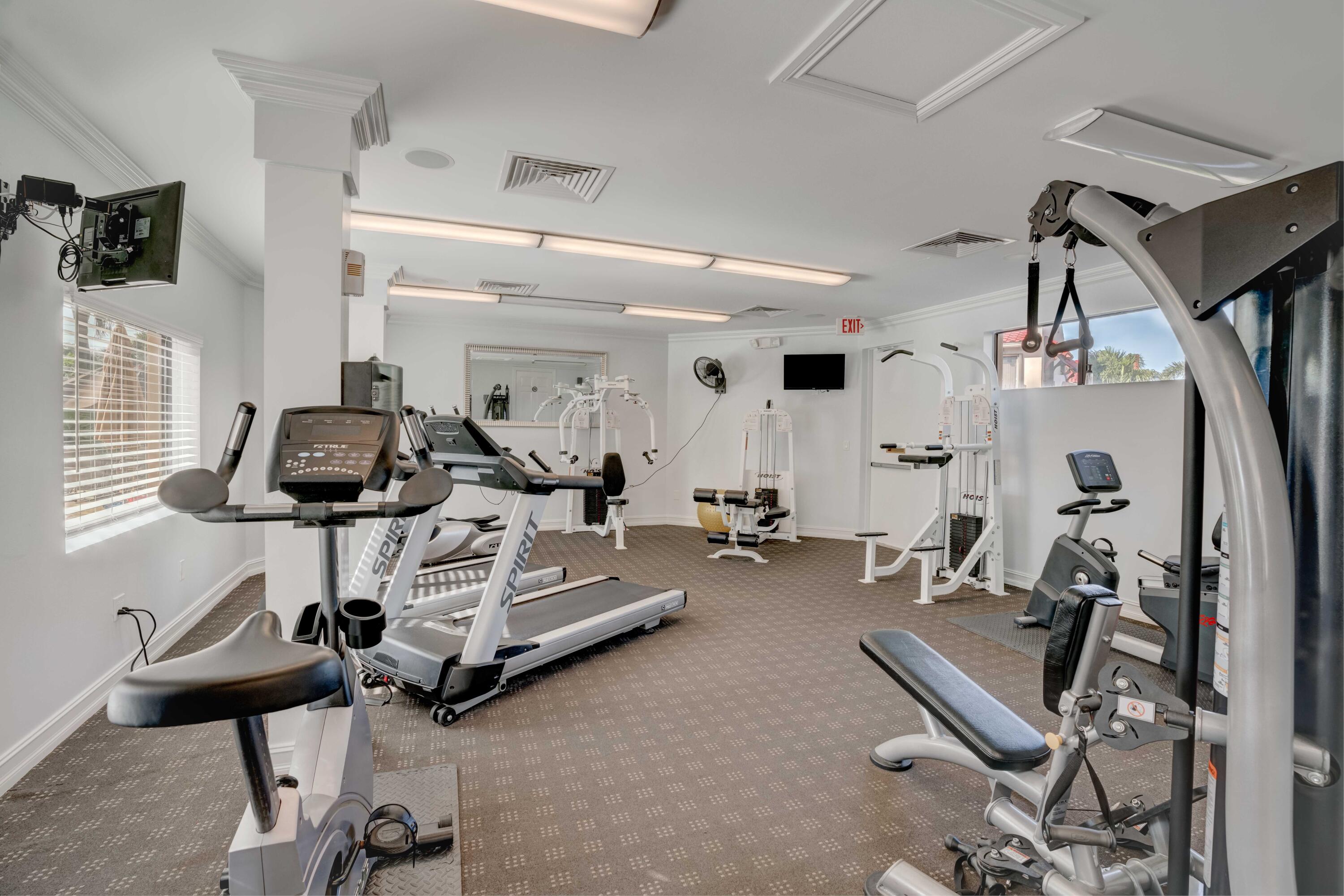500 Uno Lago Drive, Unit 402 Juno Beach, FL 33408 - Photo 34 of 36 Fitness Center