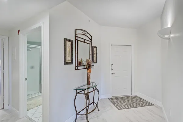 $2,700 | 500 Uno Lago Drive, Unit 402, Juno Beach, FL 33408