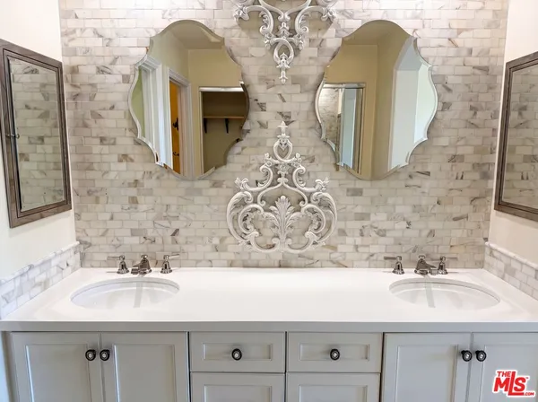 $975,000 | 10 Diamant Way, Aliso Viejo, CA 92656