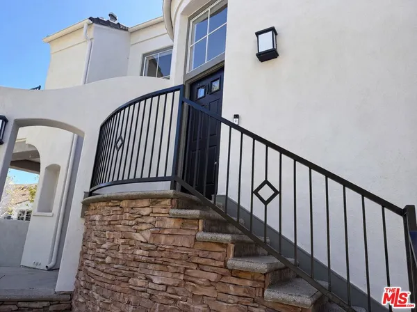 $975,000 | 10 Diamant Way, Aliso Viejo, CA 92656