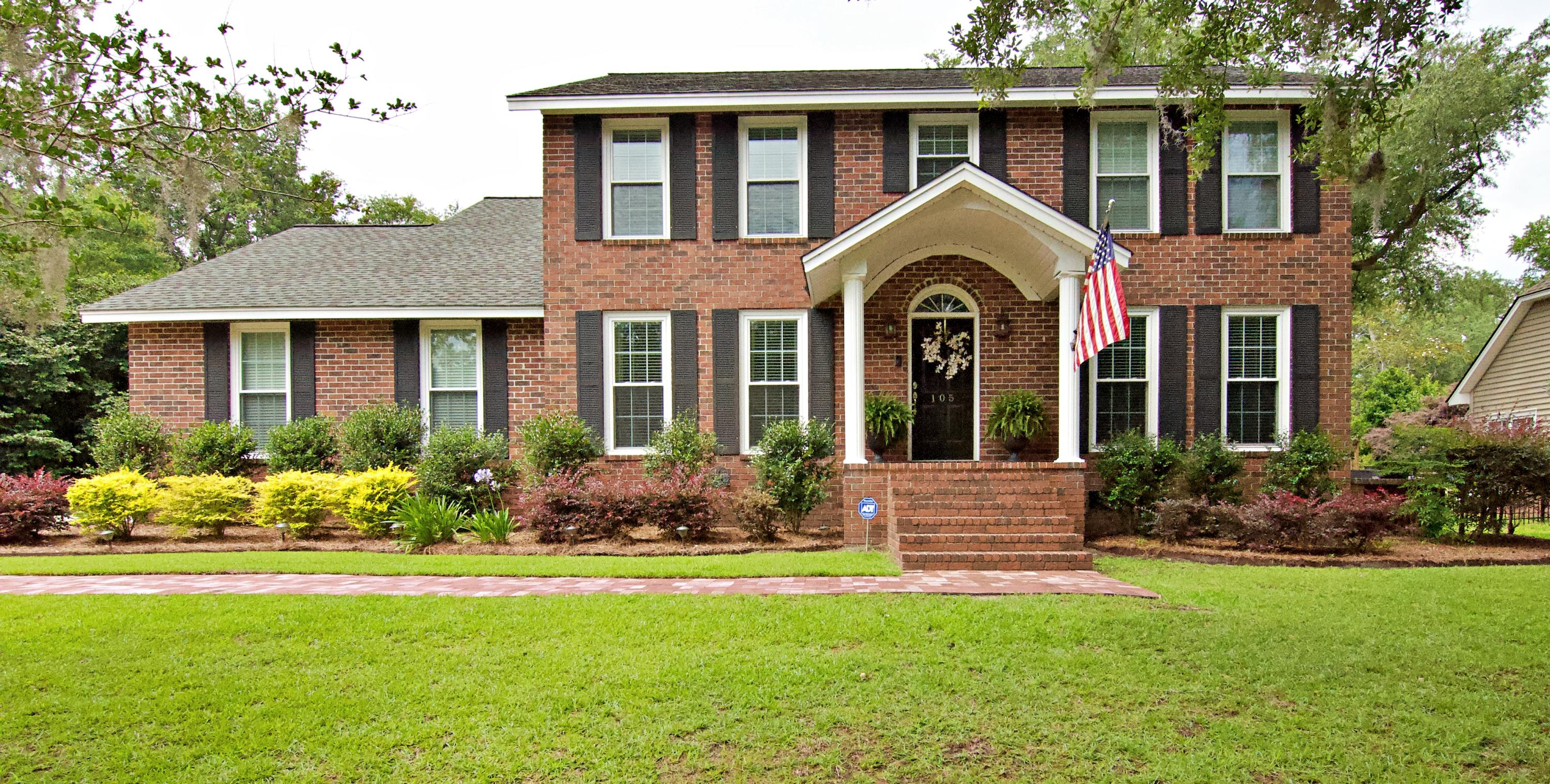 105 Old Postern Road Summerville, SC 29483 - Photo 1 of 40 2