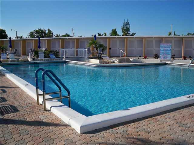 6750 Northeast 21st Road, Unit 103 Fort Lauderdale, FL 33308 - Photo 2 of 8 Pool