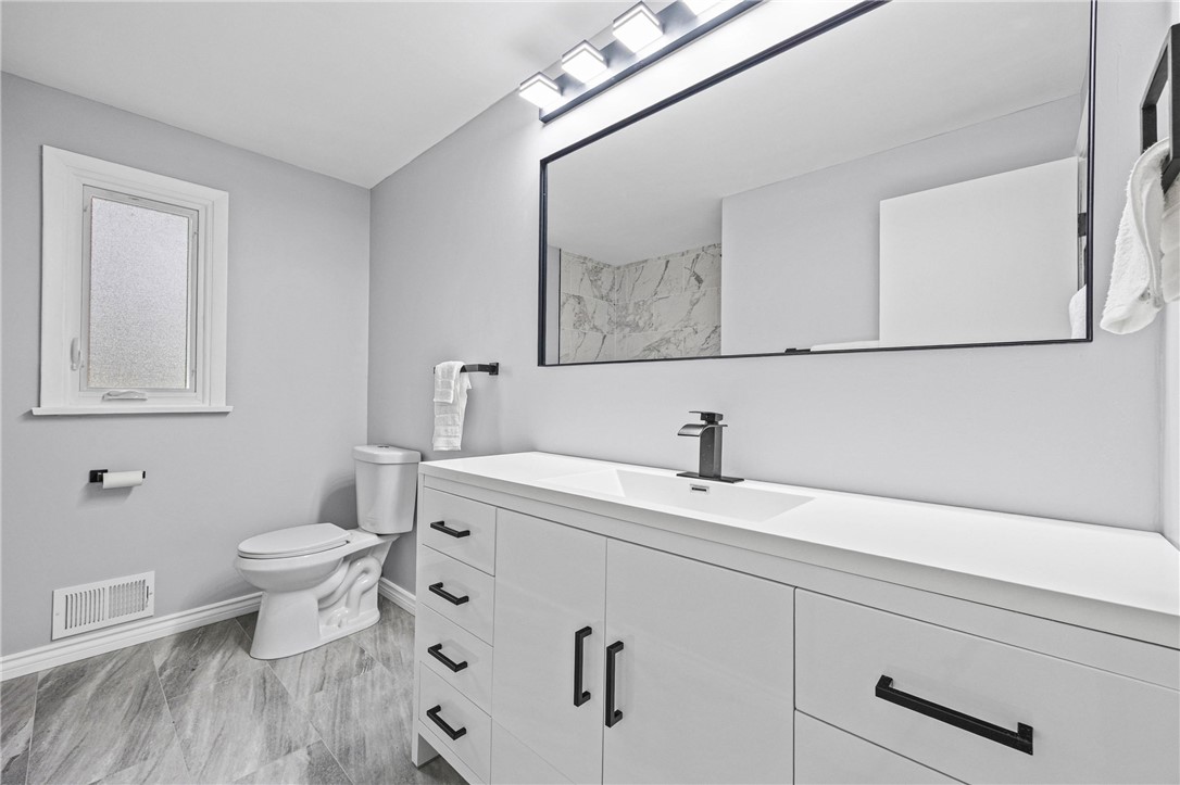 276 Wahl Road Irondequoit, NY 14609 - Photo 14 of 30