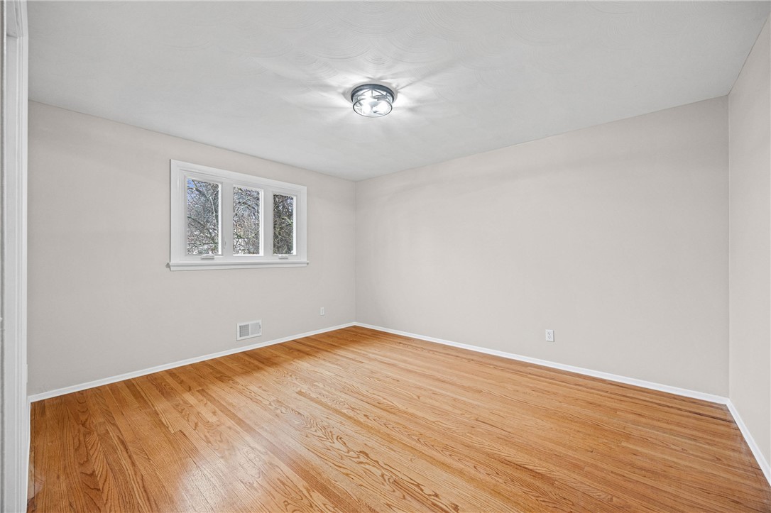 276 Wahl Road Irondequoit, NY 14609 - Photo 19 of 30