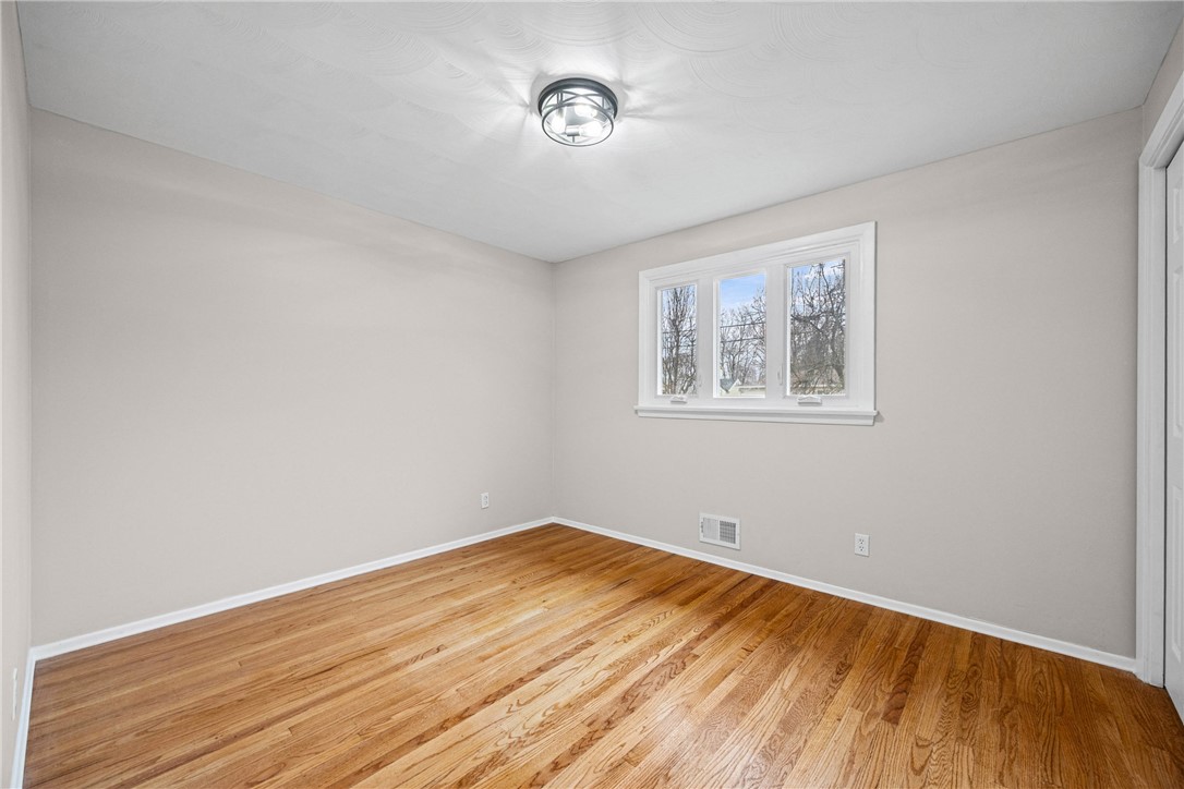 276 Wahl Road Irondequoit, NY 14609 - Photo 21 of 30