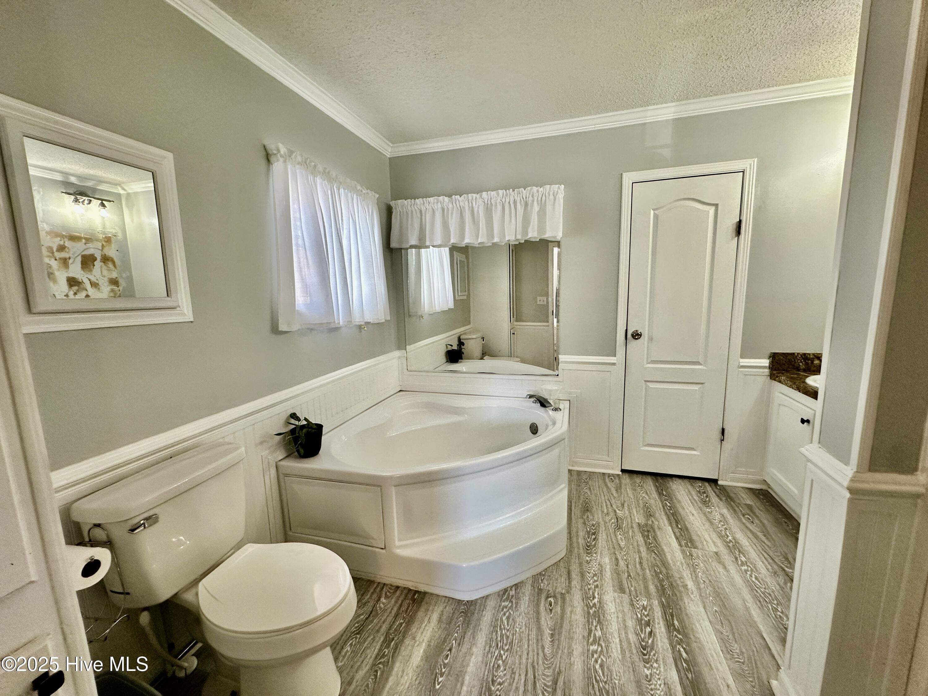 2910 Laurel Ridge Lane Kinston, NC 28504 - Photo 22 of 29 023 Ensuite Bath
