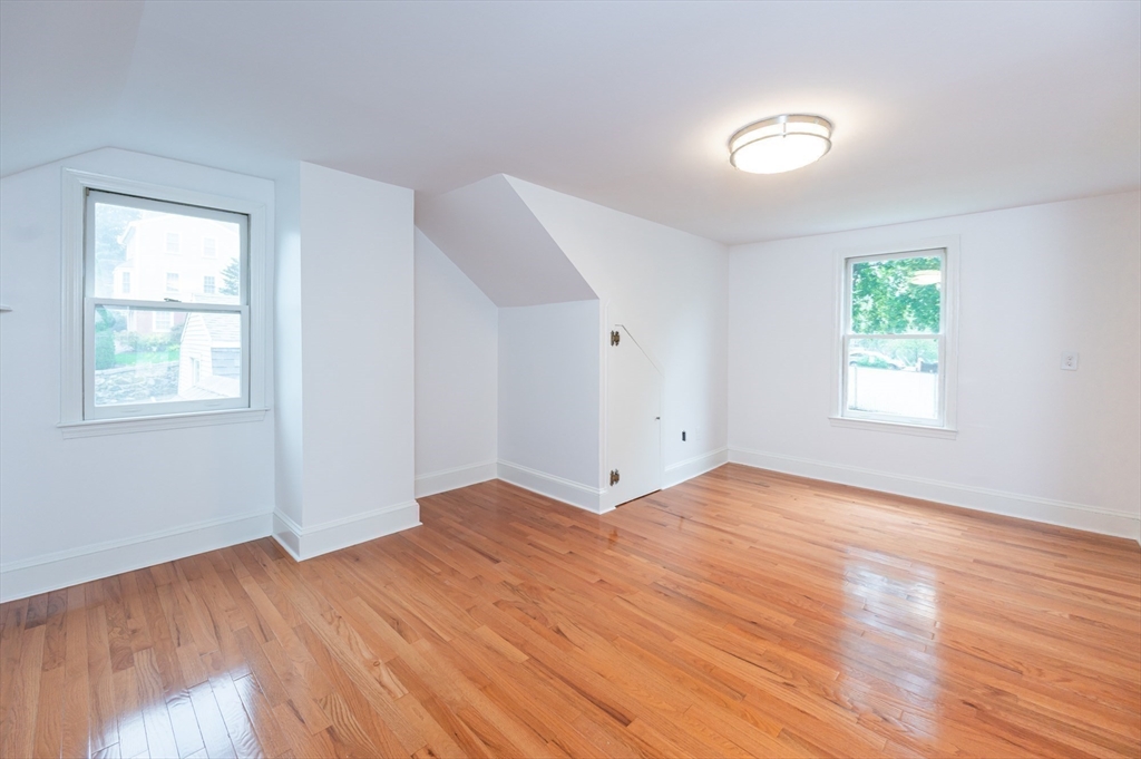 4 Clark Street Amesbury, MA 01913 - Photo 11 of 23