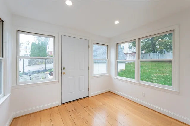 $599,900 | 4 Clark Street, Amesbury, MA 01913