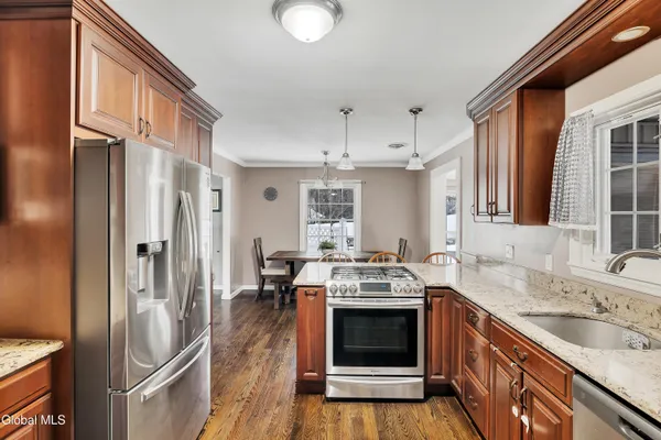 $3,200 | 15 Brookwood Drive, Colonie, NY 12110