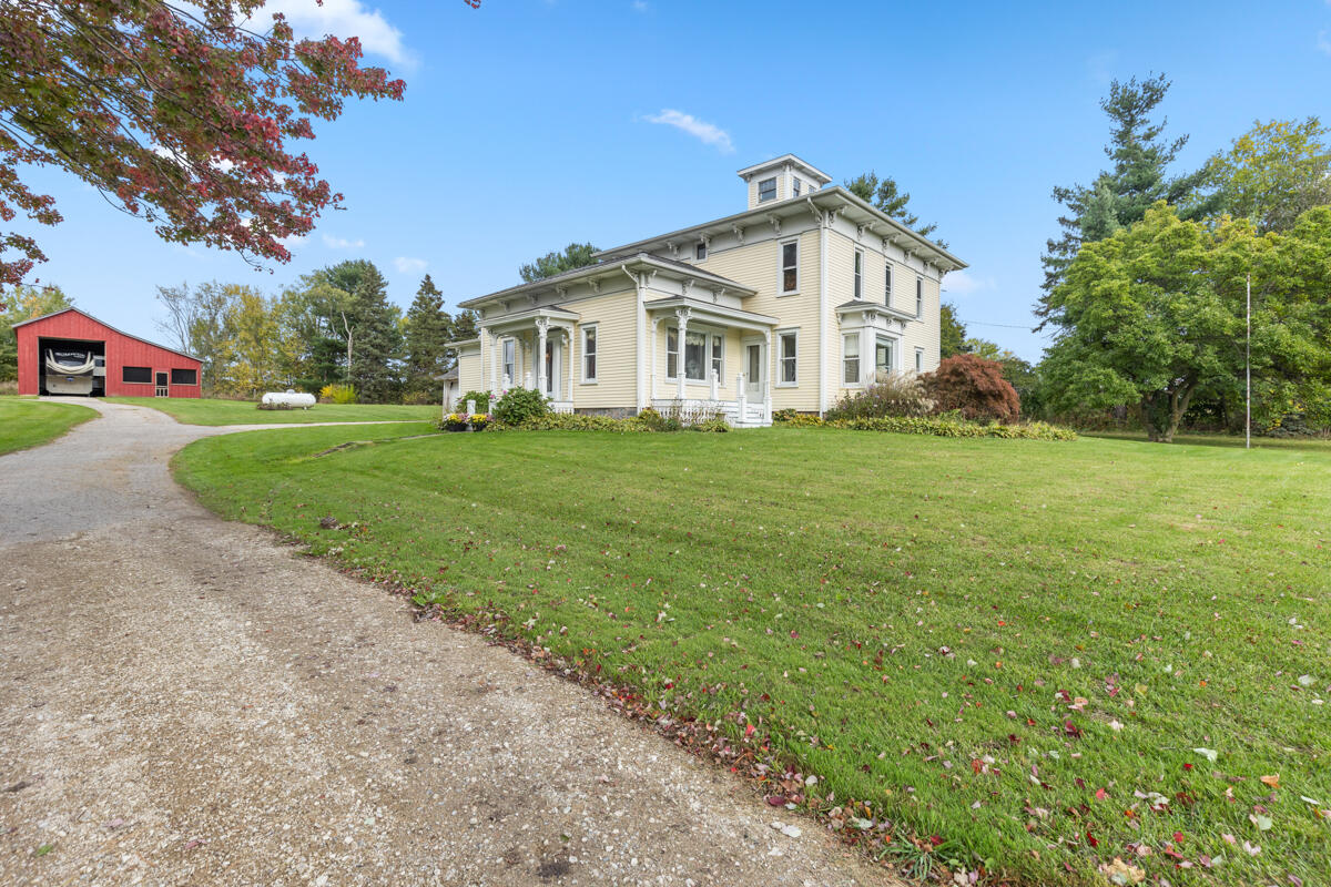 11854 Belding Road Belding, MI 48809 - Photo 4 of 44