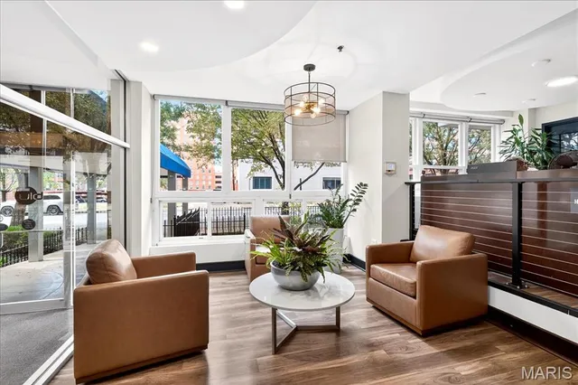 $59,000 | 210 North 17th Street, Unit 901, St. Louis, MO 63103