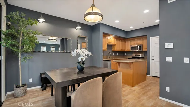 $1,548,888 | 47 Nightshade, Irvine, CA 92603