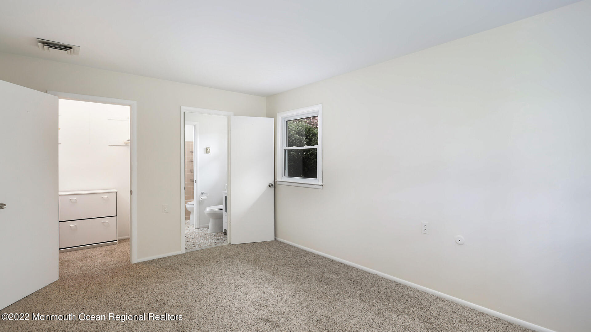 8 Poe Road Brick, NJ 08724 - Photo 15 of 28 8 Poe Rd Brick Township NJ 08724 USA-015