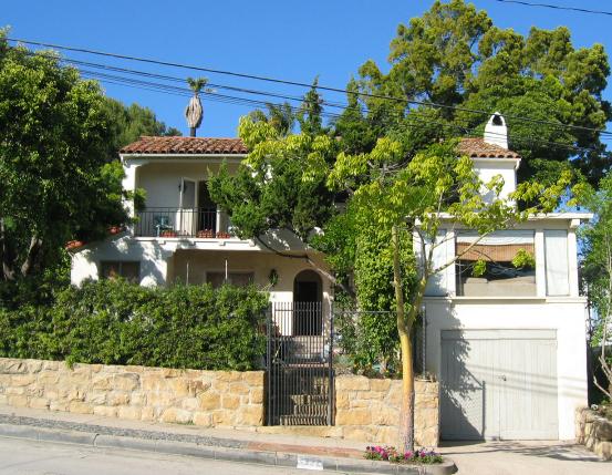1332 Alta Vista Road Santa Barbara, CA 93103 - Photo 1 of 12 Front of House