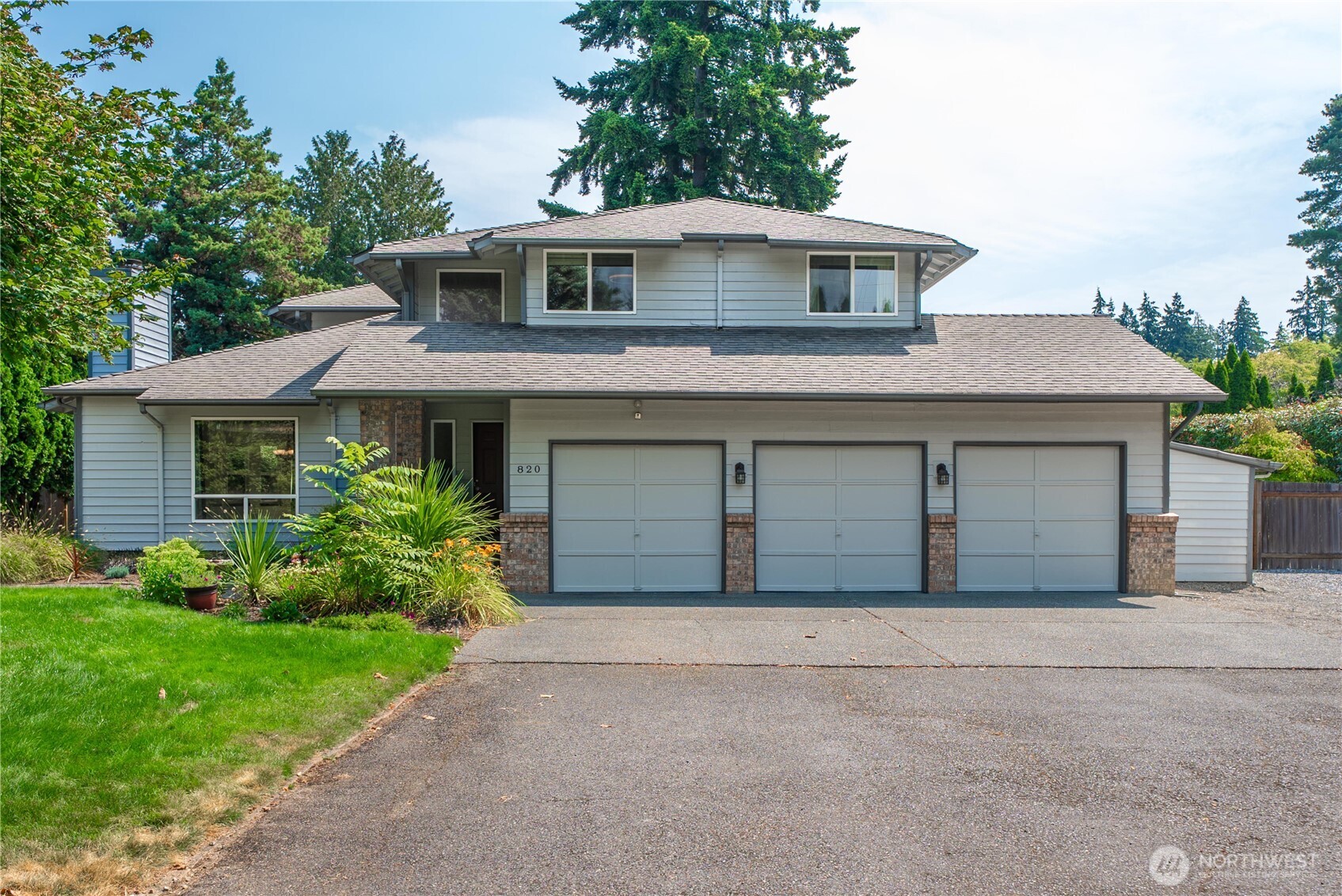 820 Monroe Avenue Northeast Renton, WA 98056 - Photo 28 of 38 Gallery Image 28