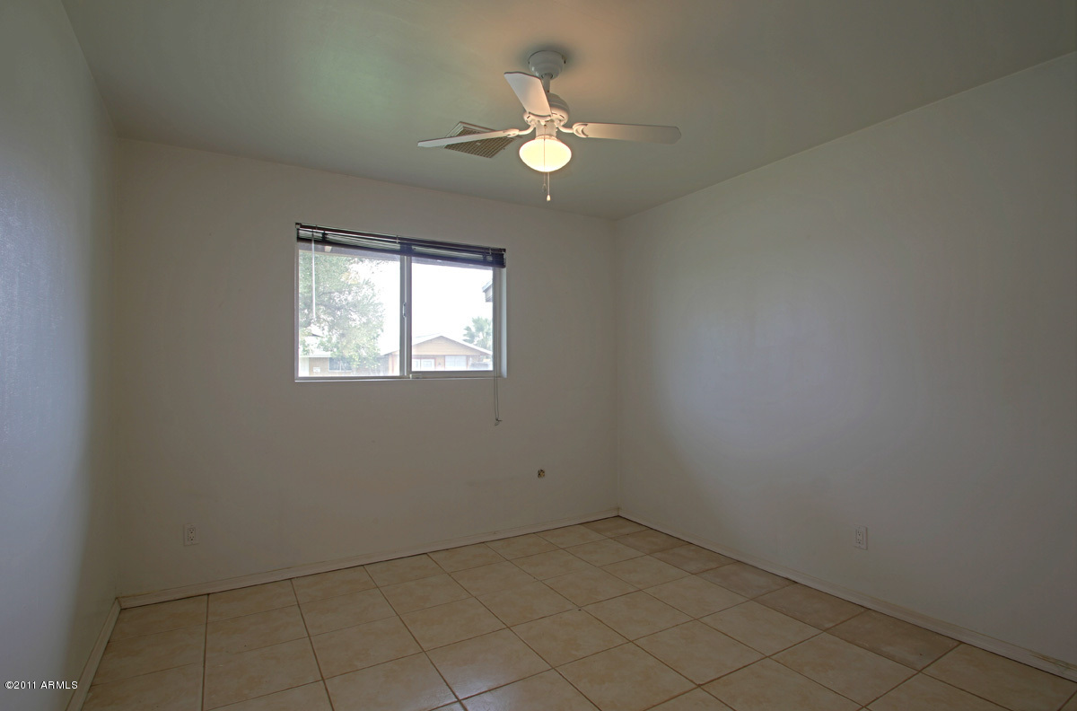 3816 West Lawrence Road Phoenix, AZ 85019 - Photo 4 of 20 C:\fakepath\Set03Auto