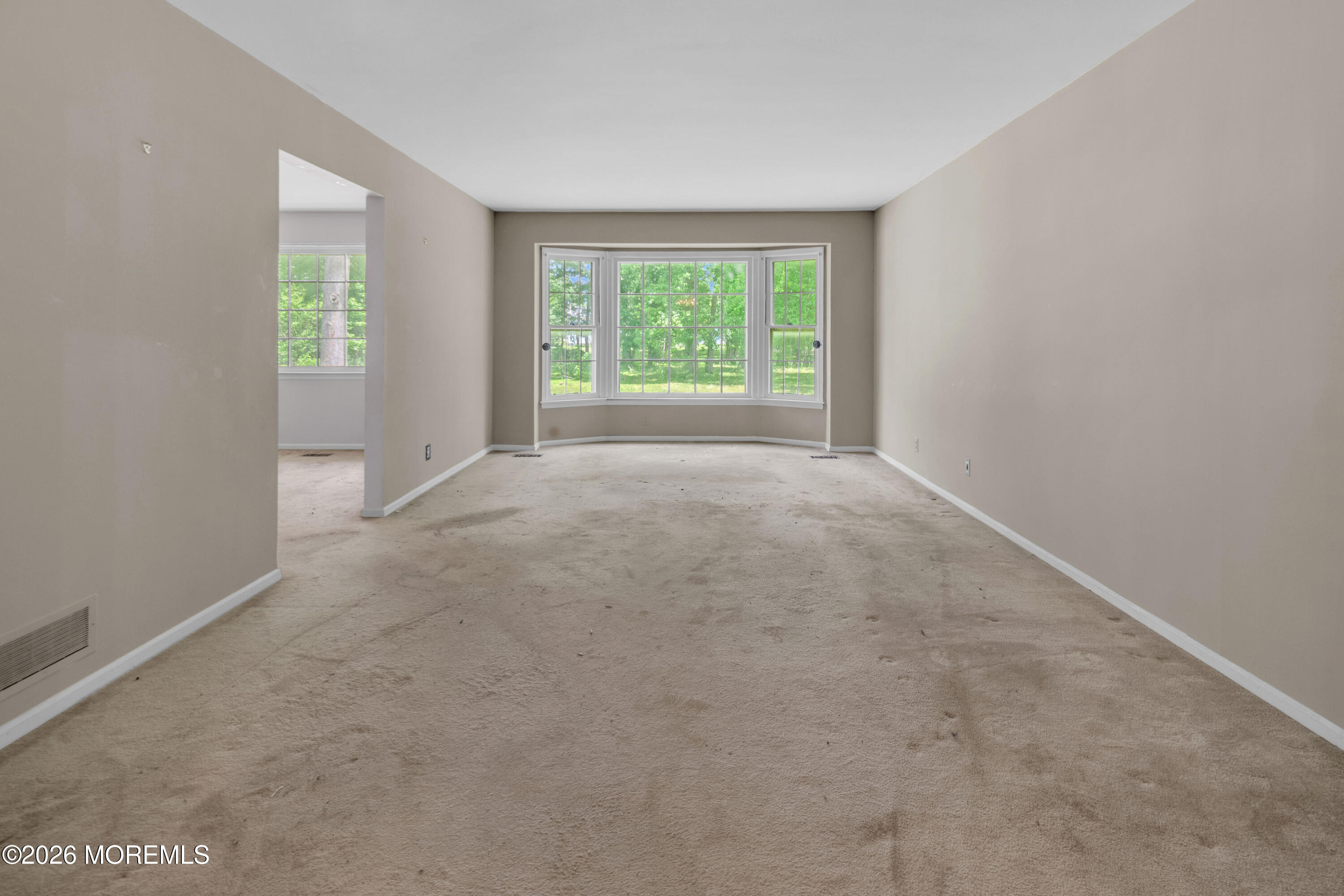 18 Foley Avenue Edison, NJ 08820 - Photo 3 of 34 photos(1of151)