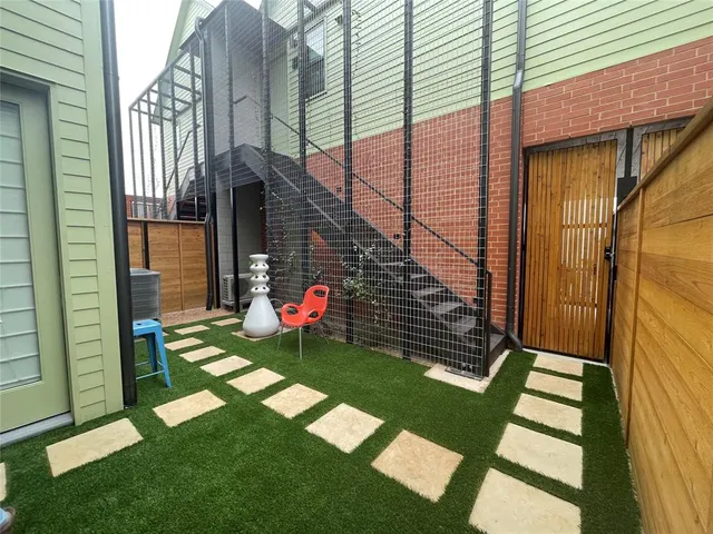 $1,800 | 3010 Sorin Street, Unit B, Austin, TX 78723