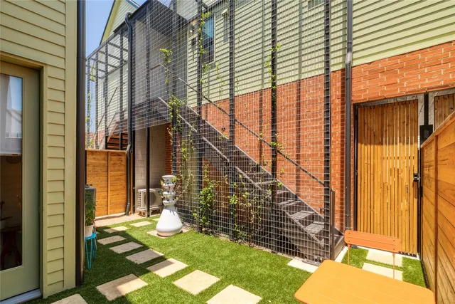 $1,800 | 3010 Sorin Street, Unit B, Austin, TX 78723