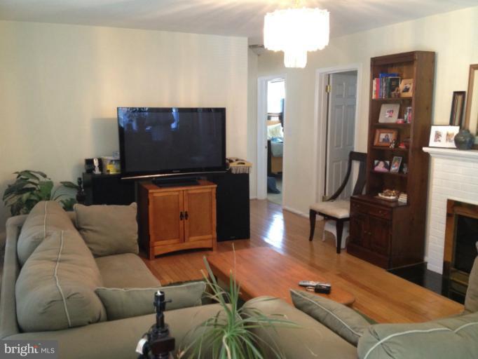 9604 Avenel Road Silver Spring, MD 20903 - Photo 5 of 14 Living Room