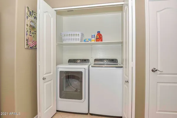 $5,300 | 21320 North 56th Street, Unit 2030, Phoenix, AZ 85054