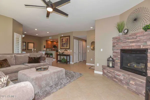 $5,300 | 21320 North 56th Street, Unit 2030, Phoenix, AZ 85054